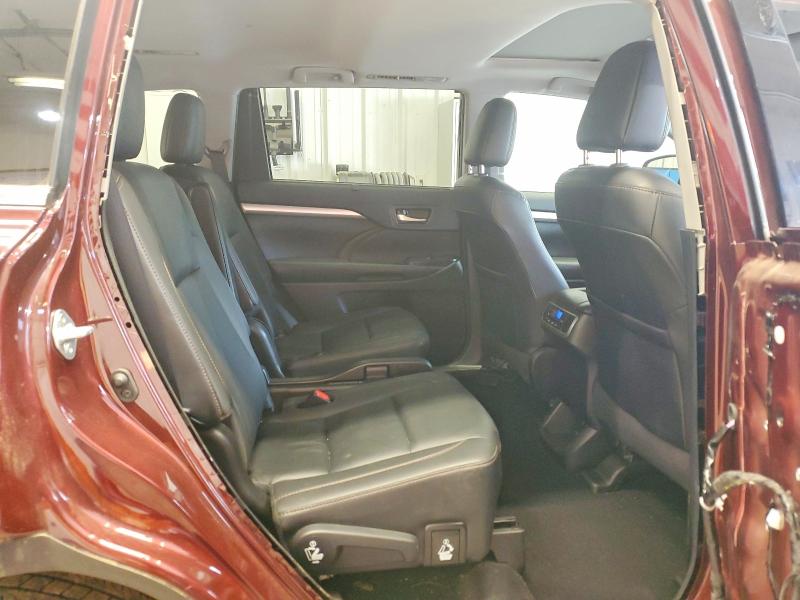 Photo 11 from auction – 2019 TOYOTA HIGHLANDER with VIN 5TDJZRFHXKS724323