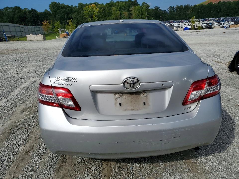 Photo 6 from auction – 2011 TOYOTA CAMRY with VIN 4T1BF3EK6BU623813
