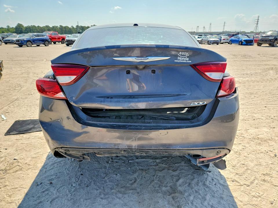 Photo 6 from auction – 2015 CHRYSLER 200 with VIN 1C3CCCAB3FN758680