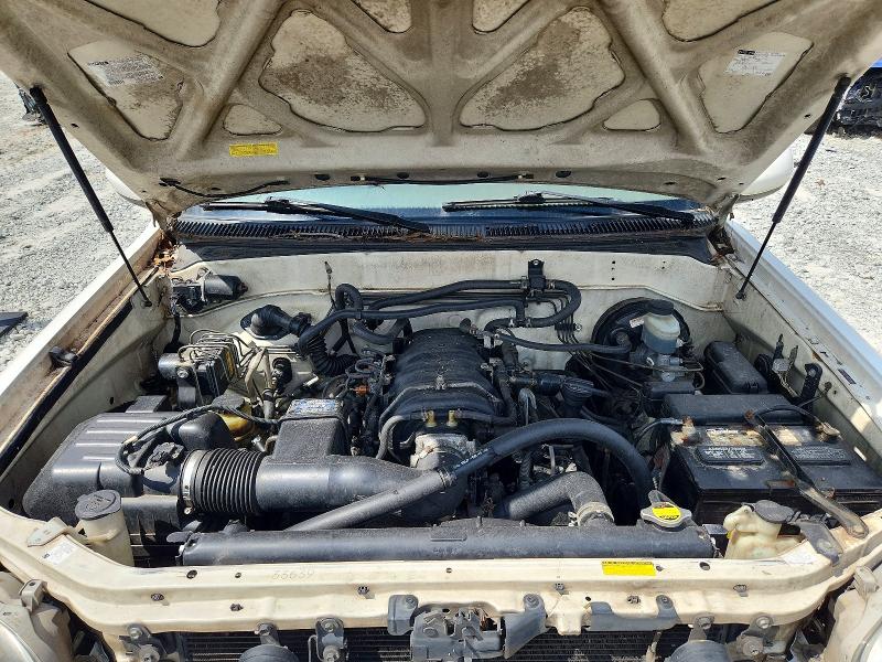 Photo 12 from auction – 2006 TOYOTA SEQUOIA with VIN 5TDZT34A36S283924