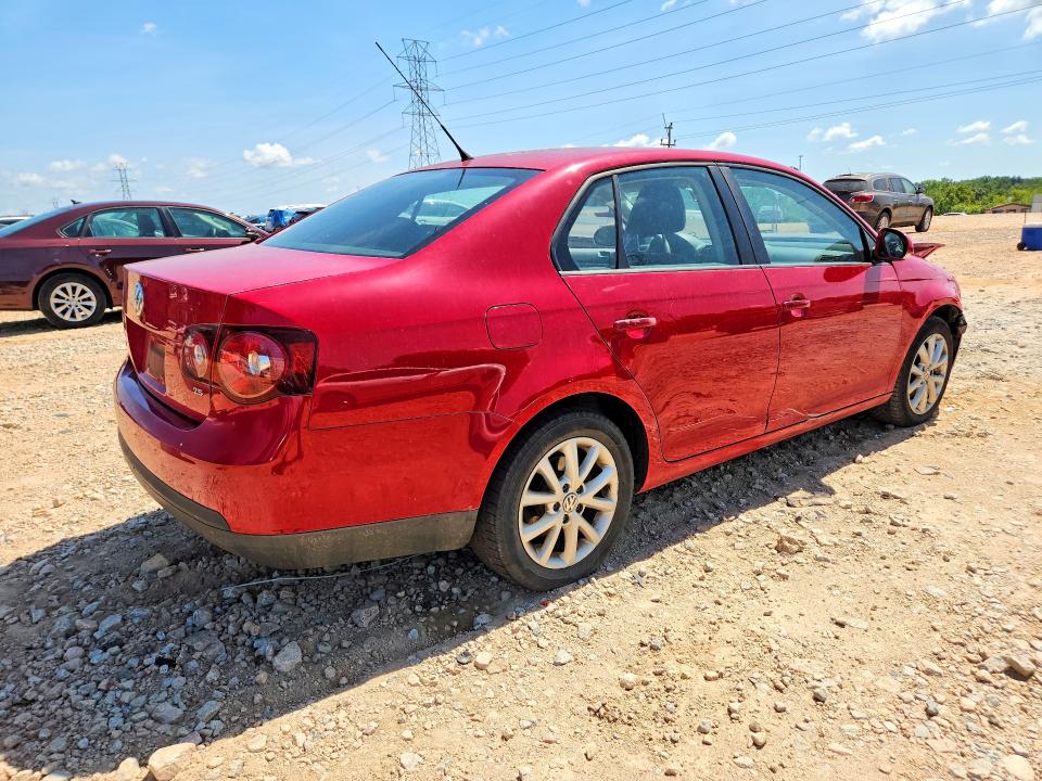 Photo 3 from auction – 2010 VOLKSWAGEN JETTA with VIN 3VWRX7AJ6AM162164
