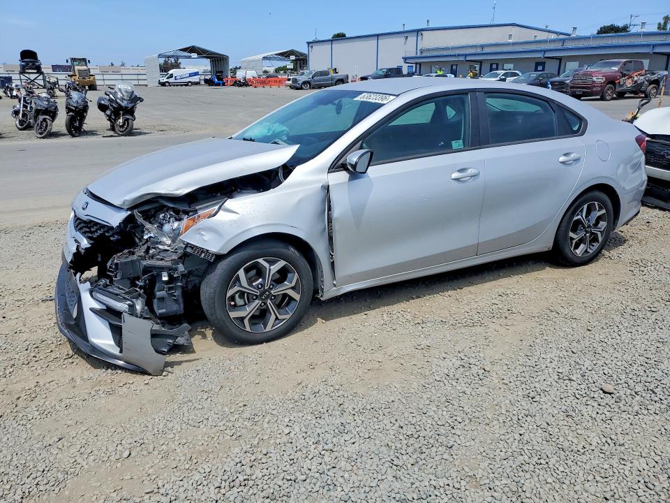 KIA FORTE 2021 with VIN 3KPF24AD0ME310594 - Photo from auction