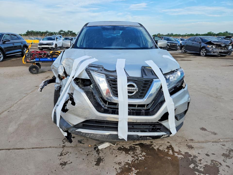 صورة رقم 5 من المزاد - 2017 NISSAN ROGUE مع VIN KNMAT2MT4HP530289