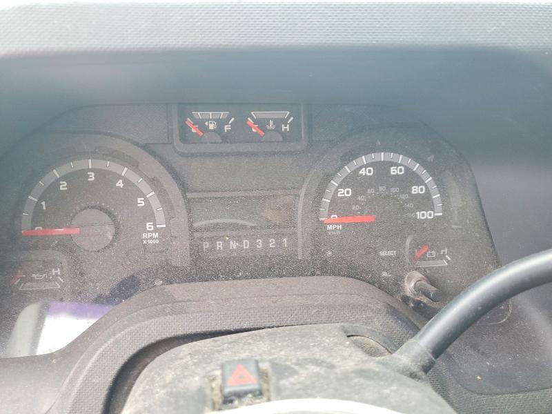 Photo 9 from auction – 2016 FORD ECONOLINE with VIN 1FDWE3FL7GDC27652