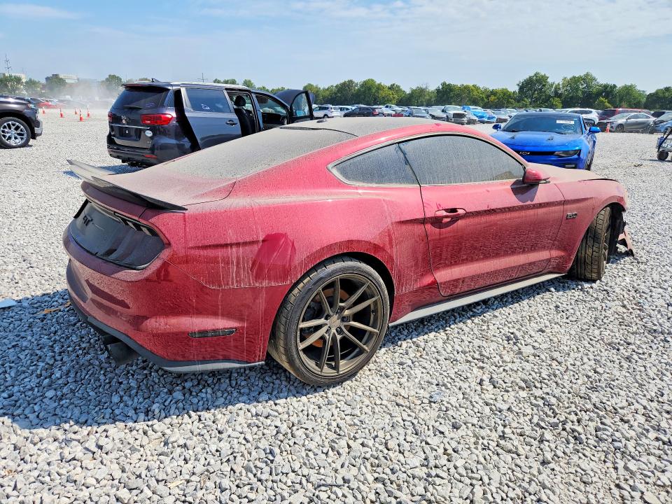 Снимка 3 от търг – 2019 FORD MUSTANG с VIN 1FA6P8CF1K5107400