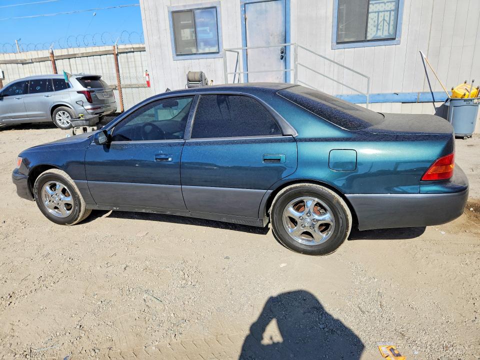 Photo 2 from auction – 1998 LEXUS ES with VIN JT8BF28GXW5041928