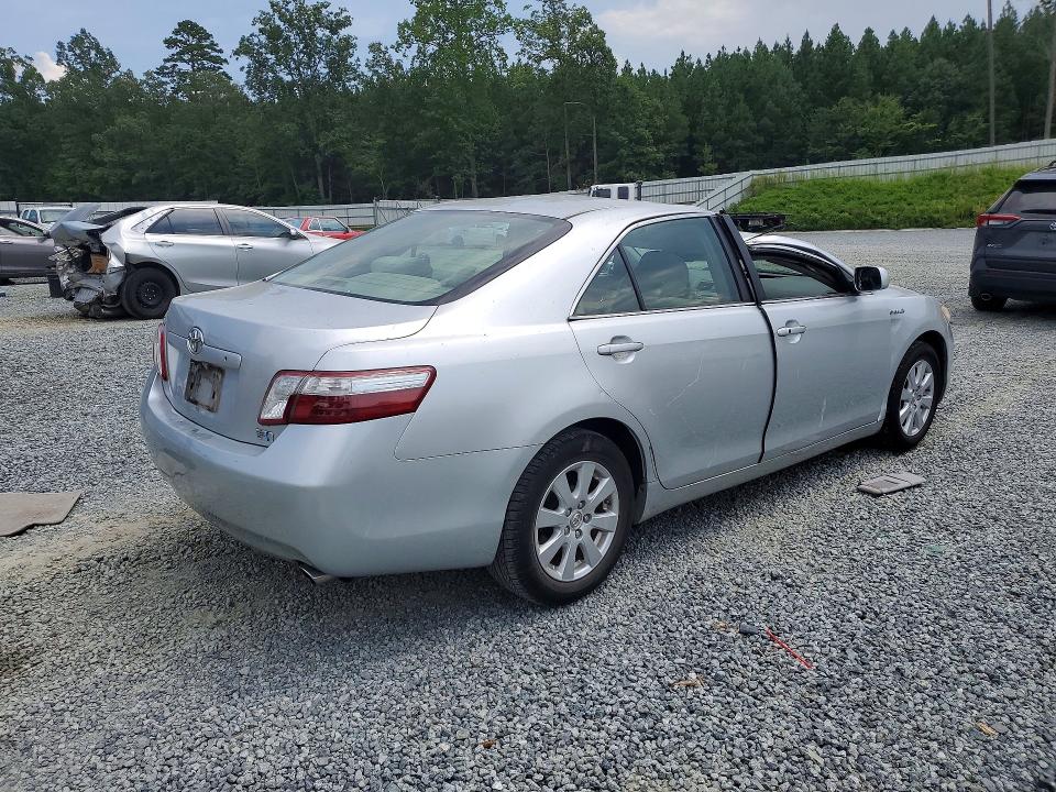 Photo 3 from auction – 2007 TOYOTA CAMRY with VIN JTNBB46K073011071
