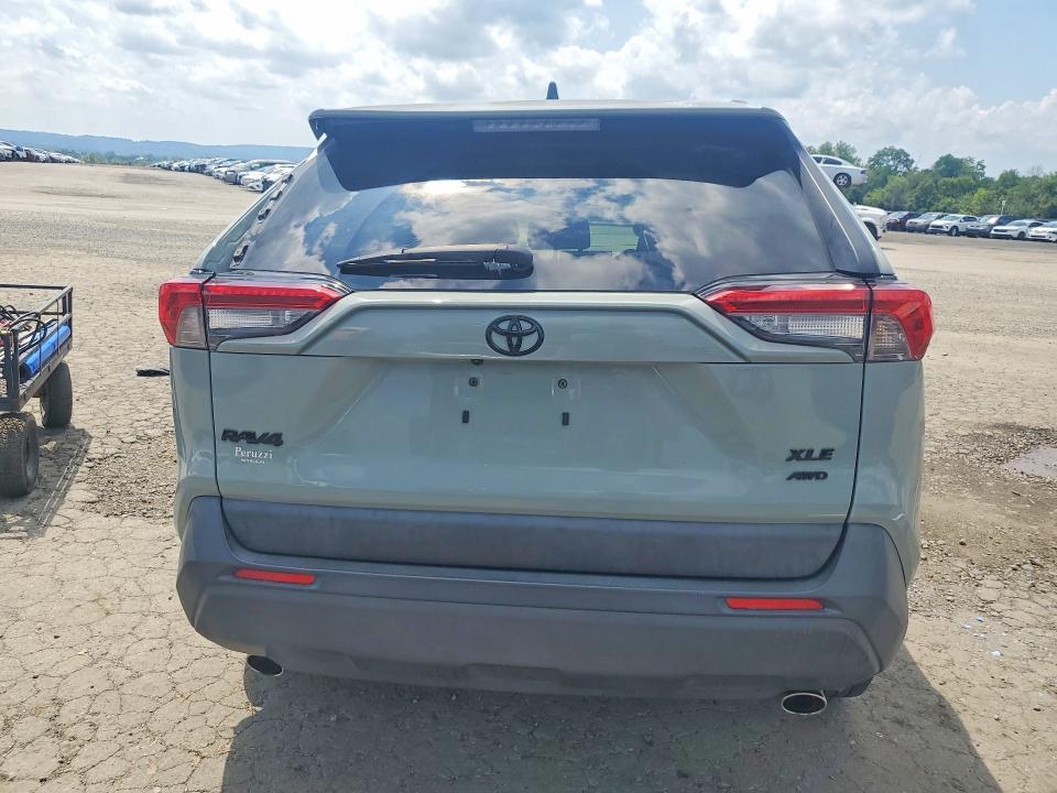 Photo 6 from auction – 2019 TOYOTA RAV4 with VIN JTMP1RFV7KD012063