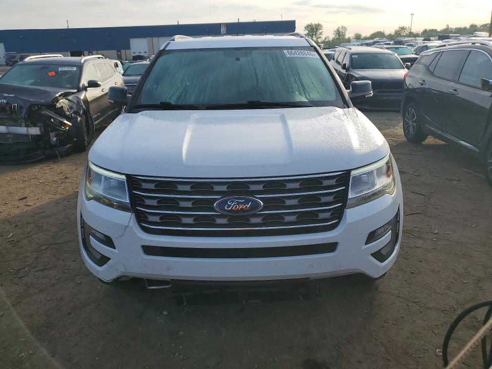 Photo 5 from auction – 2017 FORD EXPLORER with VIN 1FM5K8D89HGD83921