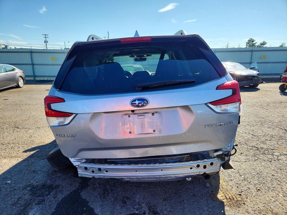 Photo 6 from auction – 2022 SUBARU FORESTER with VIN JF2SKADC6NH418912