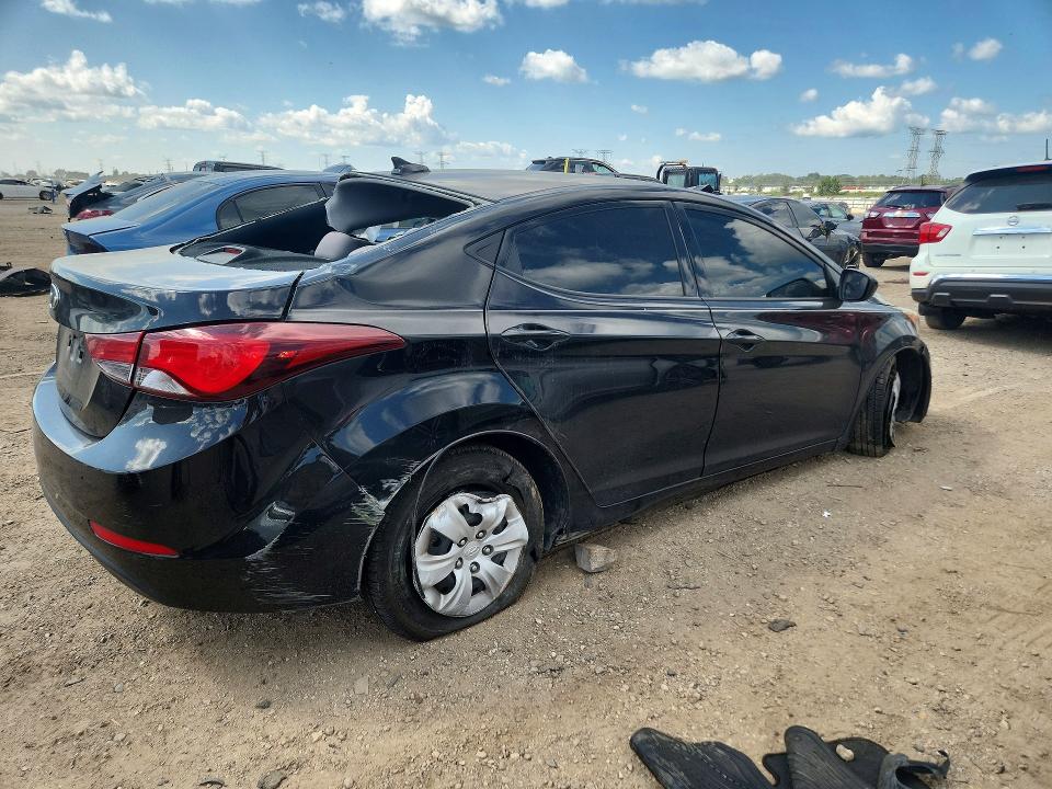 Photo 3 from auction – 2016 HYUNDAI ELANTRA with VIN 5NPDH4AEXGH667490