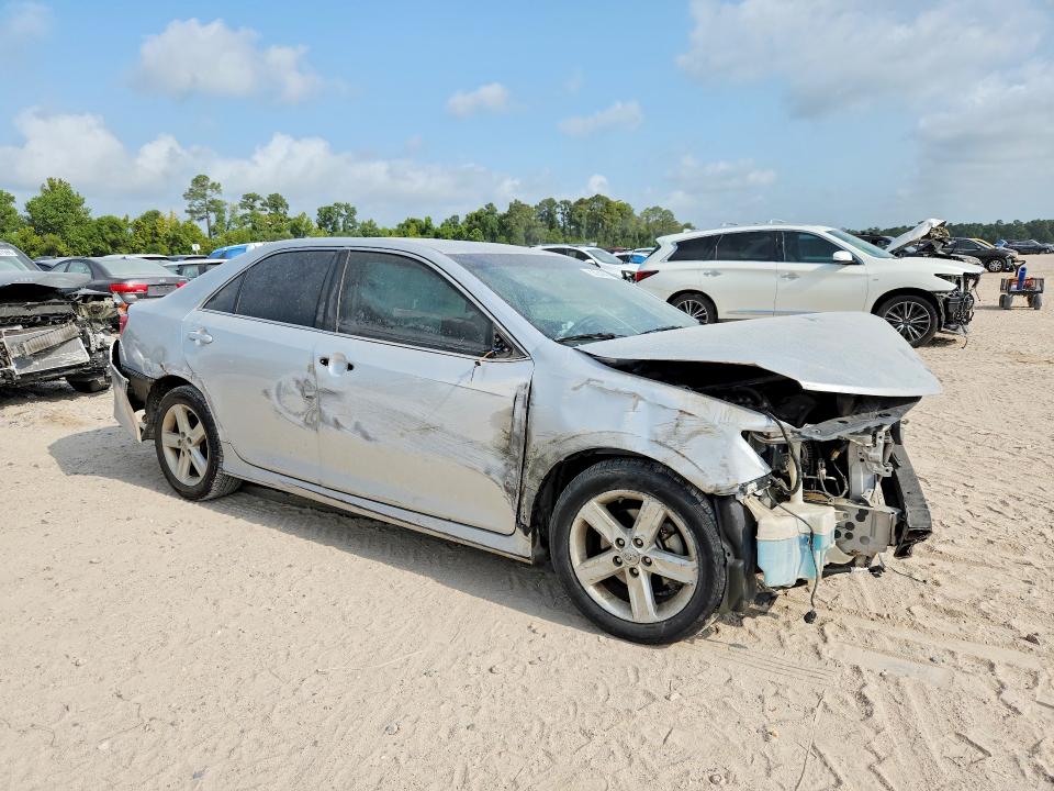 Photo 4 from auction – 2014 TOYOTA CAMRY with VIN 4T1BF1FK6EU428771