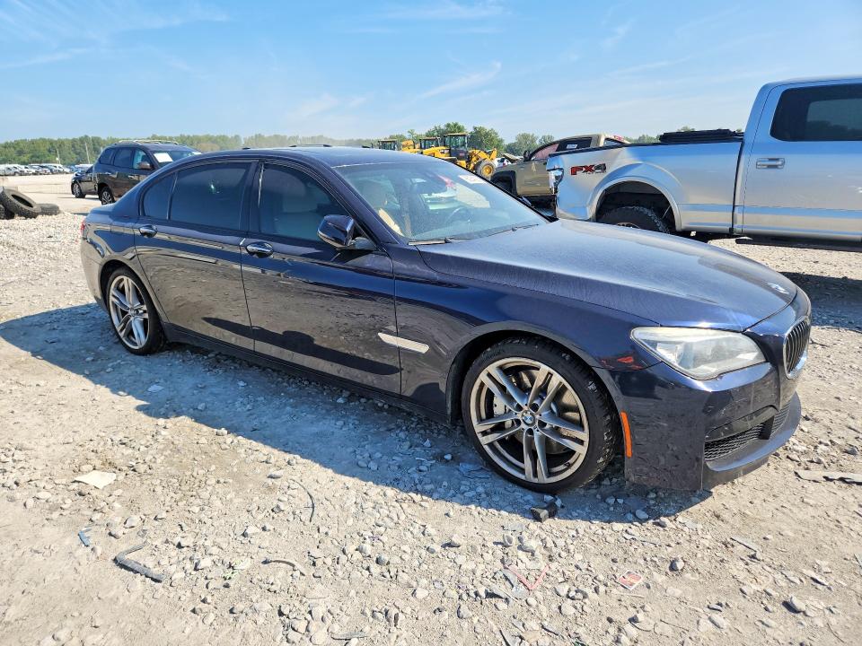 Снимка 4 от търг – 2014 BMW 750 с VIN WBAYF8C55ED653279
