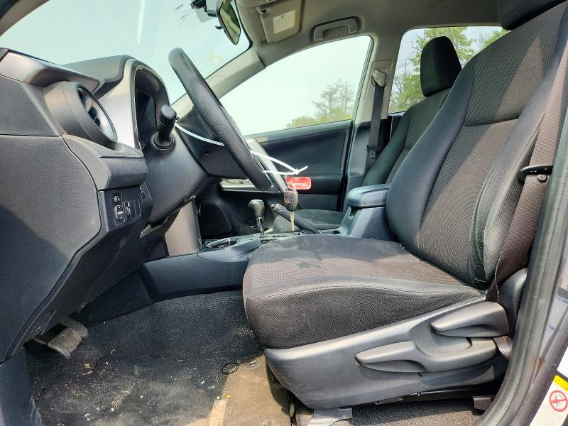 Photo 7 from auction – 2016 TOYOTA RAV4 with VIN JTMBFREV8GJ058703