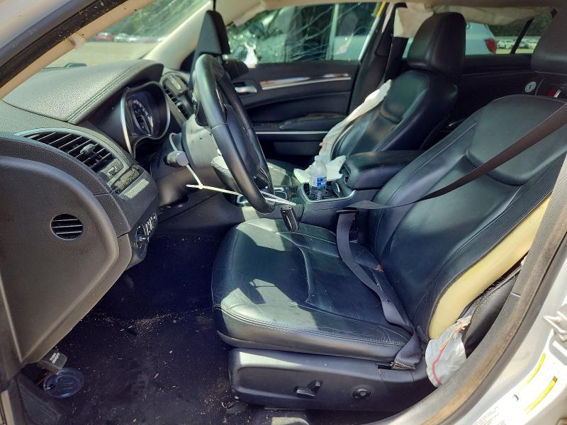 Фото 7 с аукциона – 2016 CHRYSLER 300 с VIN 2C3CCARG6GH262111