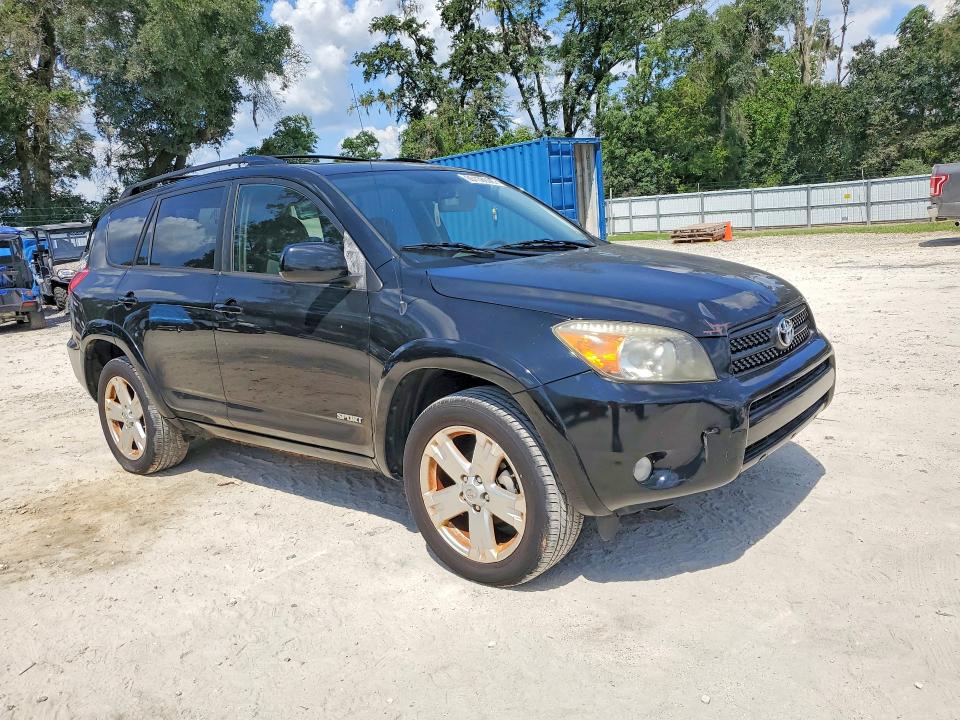 Photo 4 from auction – 2006 TOYOTA RAV4 with VIN JTMBD32V166002241