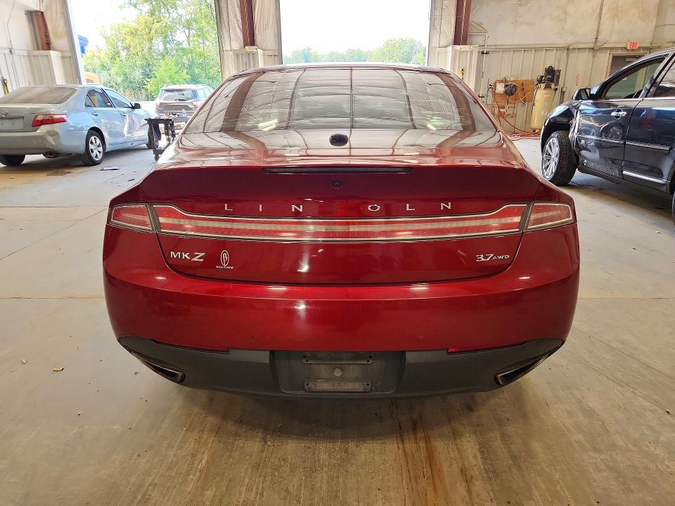 Photo 6 from auction – 2013 LINCOLN MKZ with VIN 3LN6L2JK3DR822211