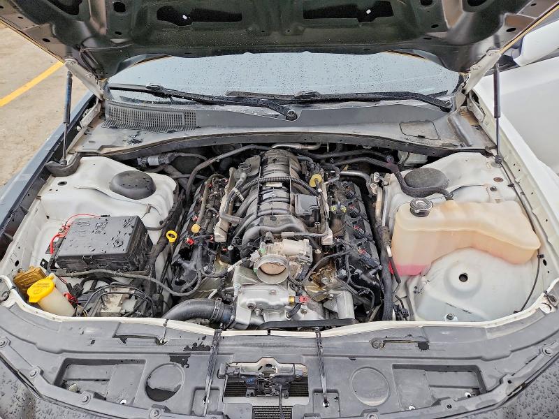 Photo 11 from auction – 2019 CHRYSLER 300 with VIN 2C3CCABTXKH580345