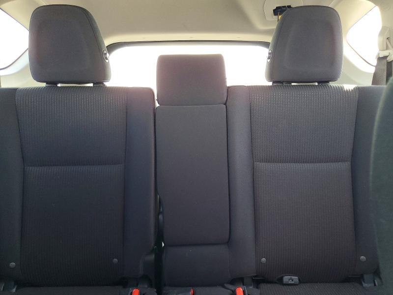 Photo 10 from auction – 2018 TOYOTA RAV4 with VIN JTMZFREV0JJ742540