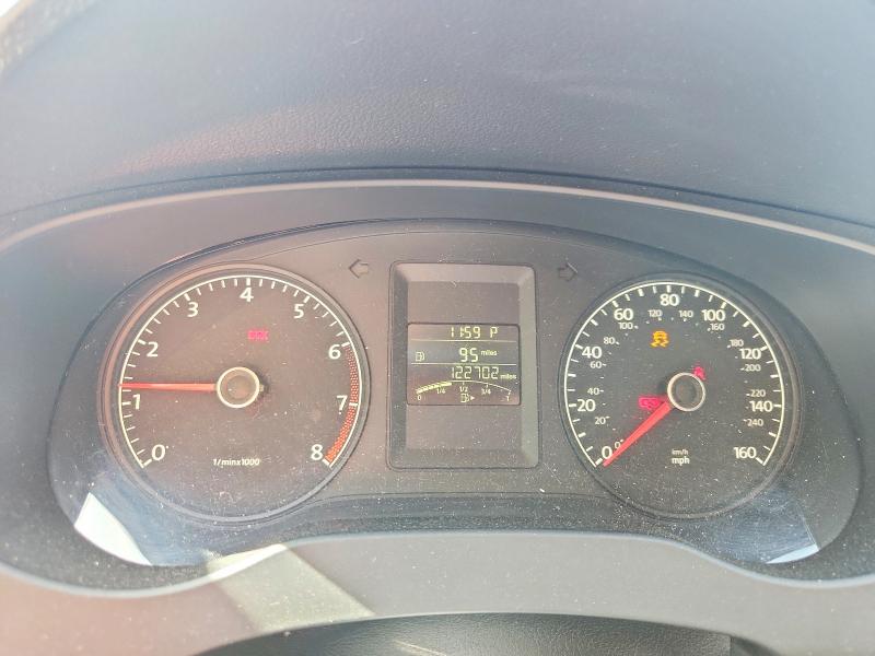 Photo 9 from auction – 2014 VOLKSWAGEN JETTA with VIN 3VW2K7AJ2EM391575