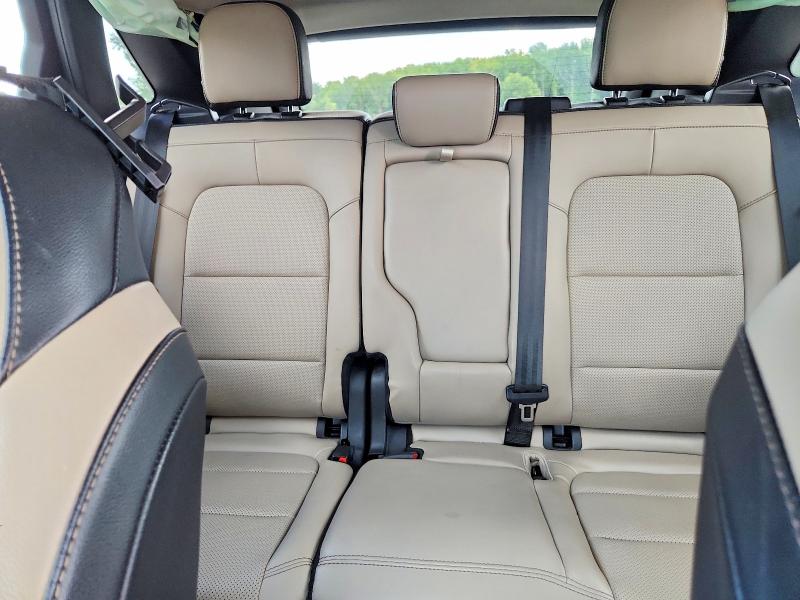 Photo 10 from auction – 2020 FORD ESCAPE with VIN 1FMCU9H96LUA61502