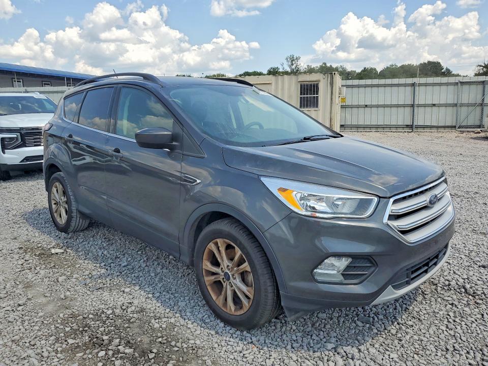 Photo 4 from auction – 2018 FORD ESCAPE with VIN 1FMCU0GD5JUB40321