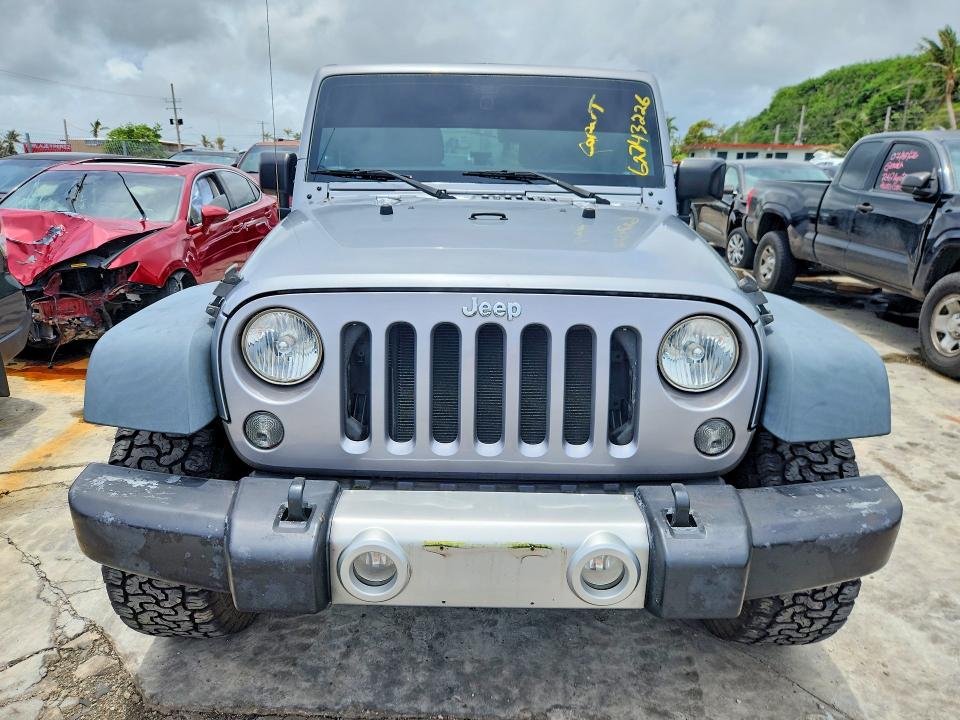 Снимка 5 от търг – 2017 JEEP WRANGLER UNLIMITED с VIN 1C4BJWDG2HL556255