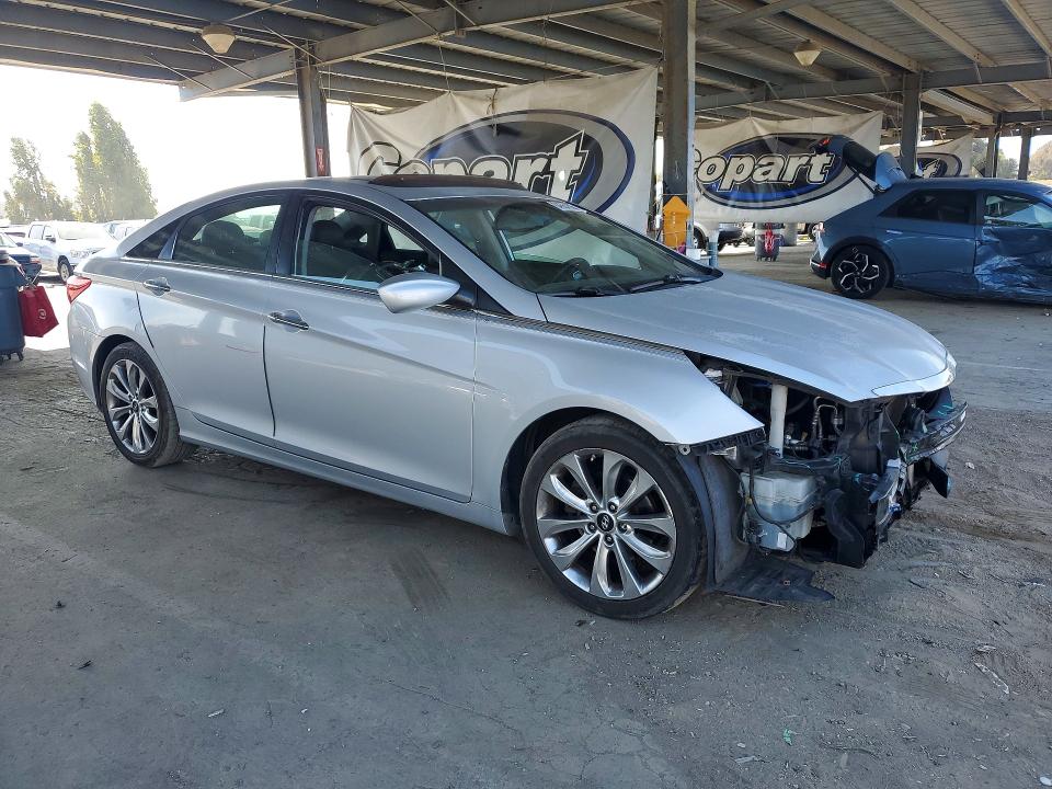 Photo 4 from auction – 2012 HYUNDAI SONATA with VIN 5NPEC4AB3CH352968