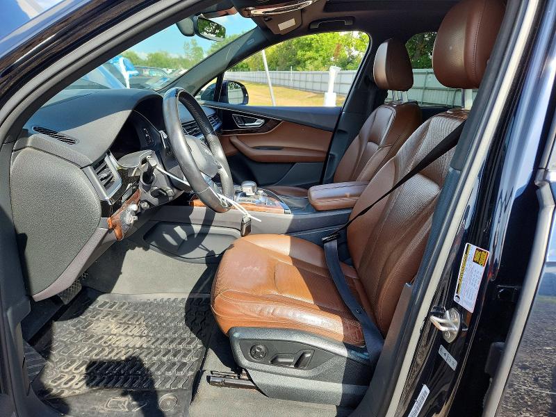 Снимка 7 от търг – 2017 AUDI Q7 с VIN WA1VABF79HD025965