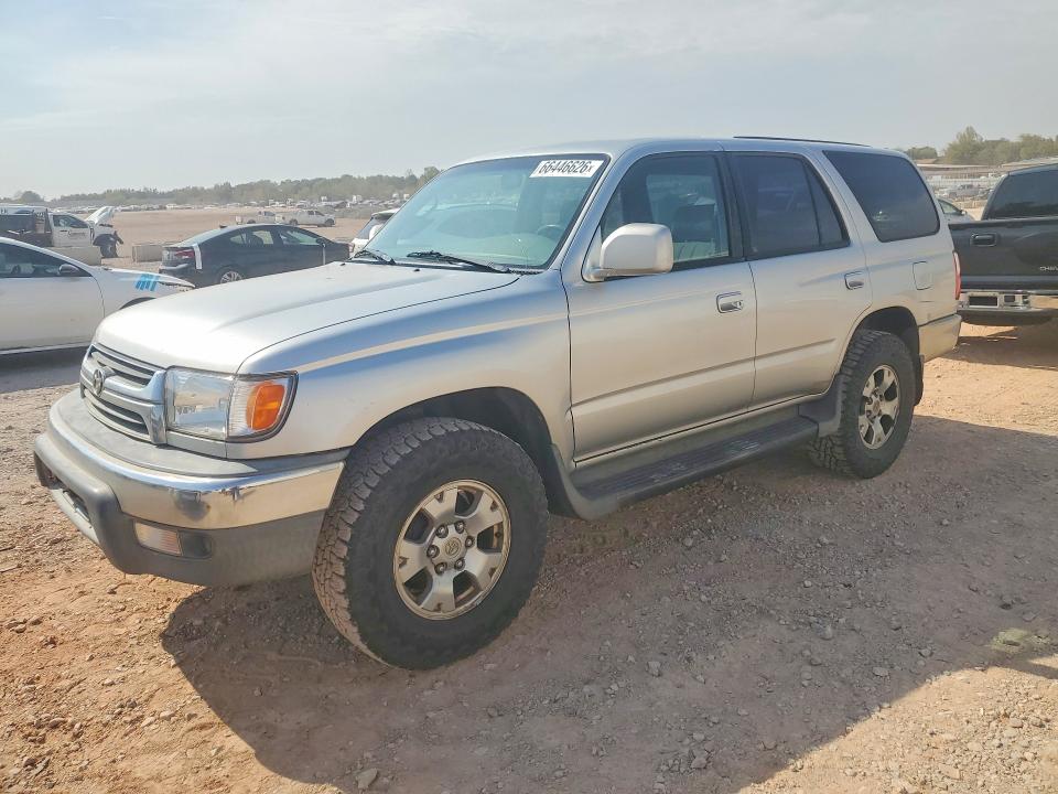 TOYOTA 4RUNNER 2001 with VIN JT3HN86R610339263 - Photo from auction