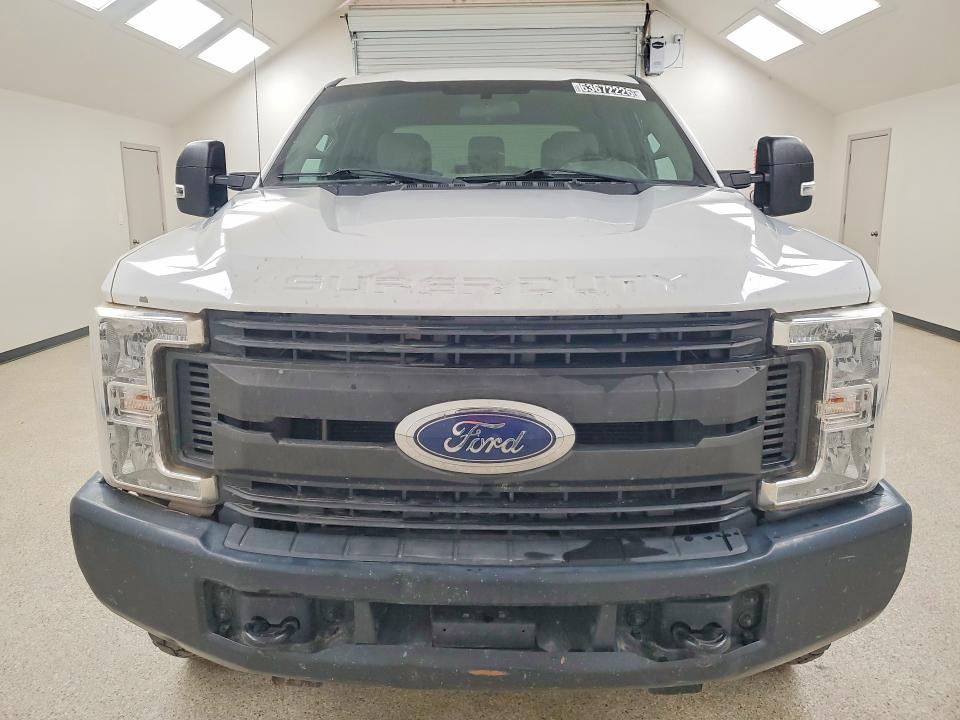 Photo 5 from auction – 2018 FORD F250 with VIN 1FT7W2B60JED02015