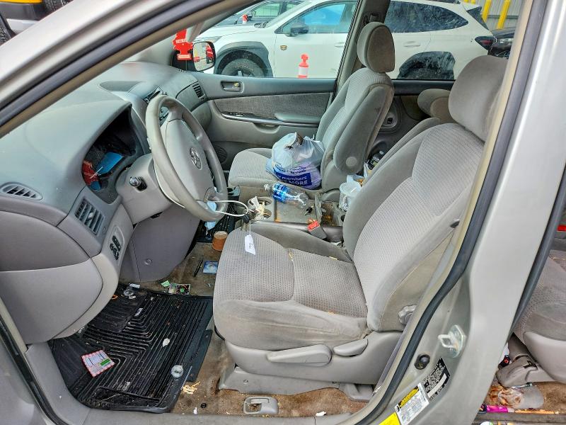Photo 7 from auction – 2006 TOYOTA SIENNA with VIN 5TDZA23C26S399523