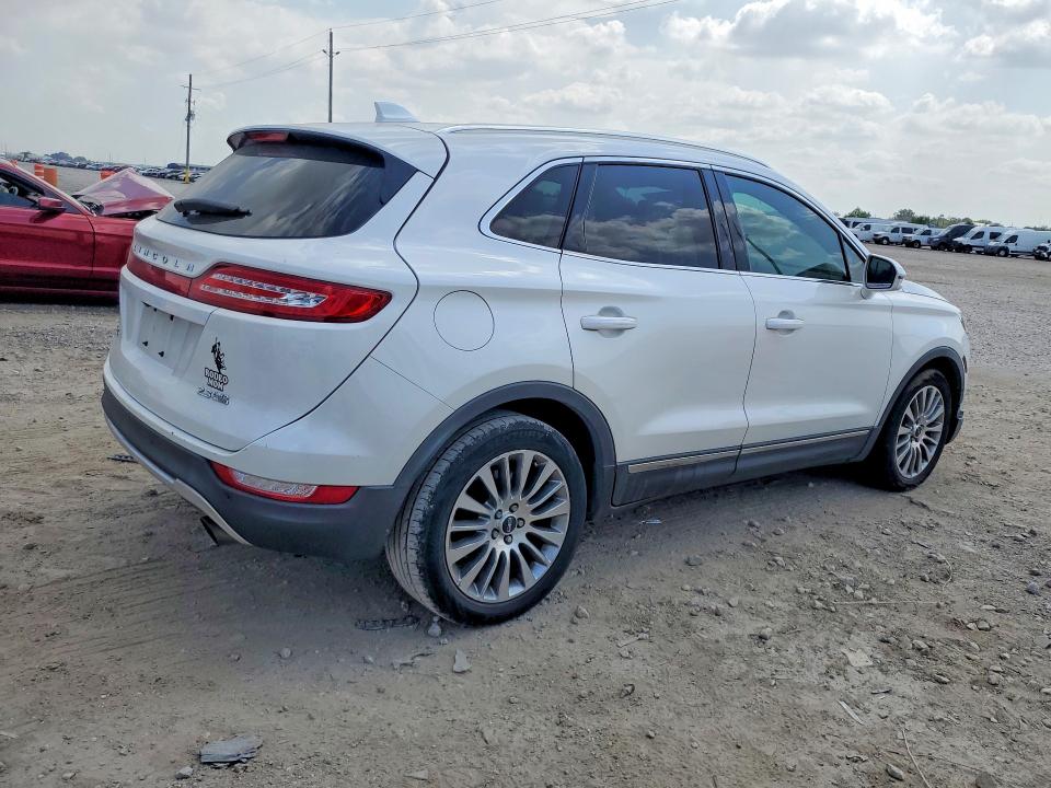 Photo 3 from auction – 2015 LINCOLN MKC with VIN 5LMTJ2AH8FUJ03848