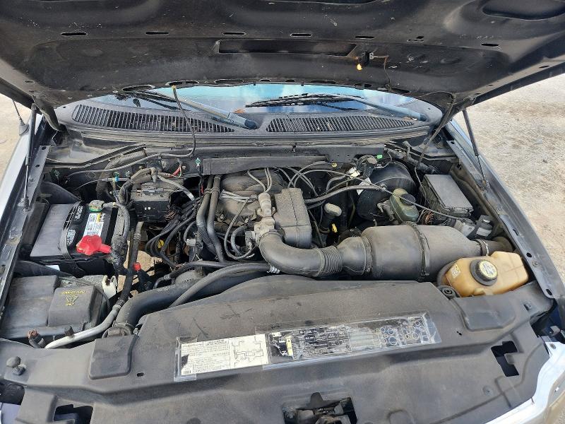 Photo 11 from auction – 2004 FORD F-150 HERITAGE with VIN 2FTRX17294CA03560