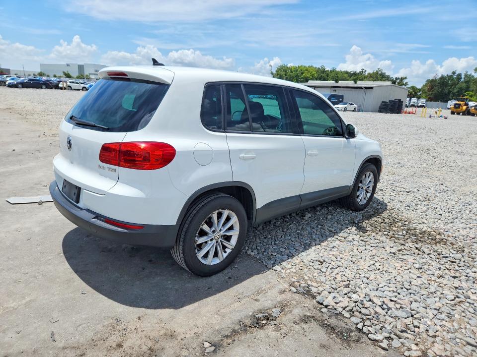 Photo 3 from auction – 2014 VOLKSWAGEN TIGUAN with VIN WVGA3AX2EW554840
