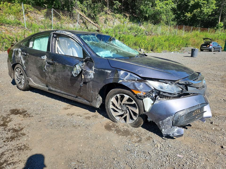 Photo 4 from auction – 2017 HONDA CIVIC with VIN 19XFC2F79HE222380