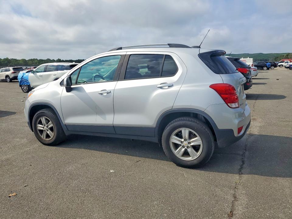Photo 2 from auction – 2021 CHEVROLET TRAX with VIN KL7CJPSB1MB329718