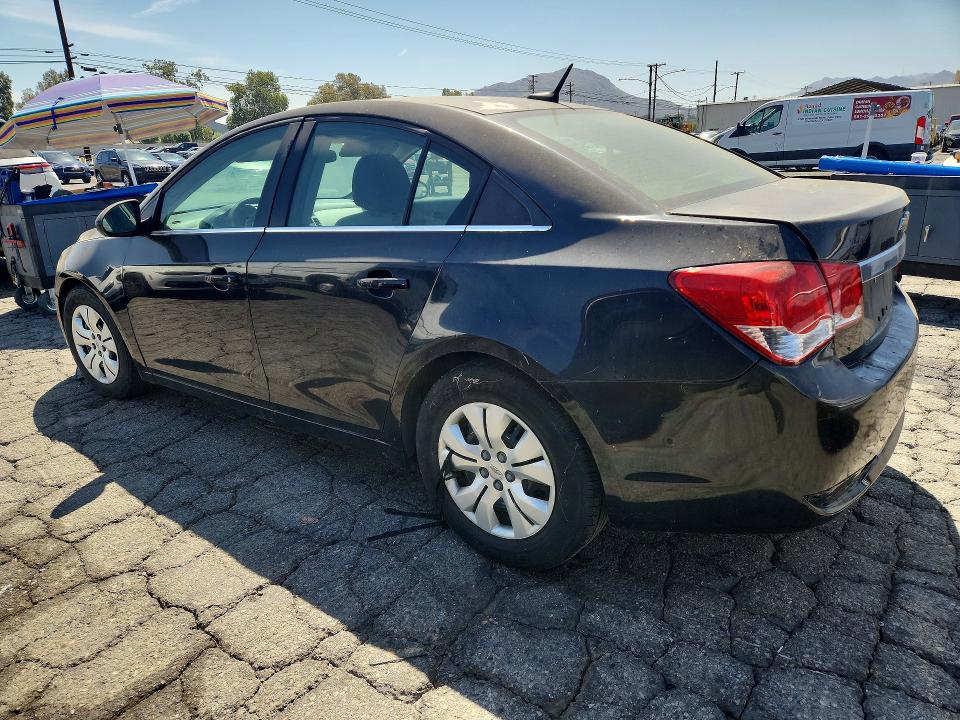 Photo 2 from auction – 2012 CHEVROLET CRUZE with VIN 1G1PC5SH9C7363312