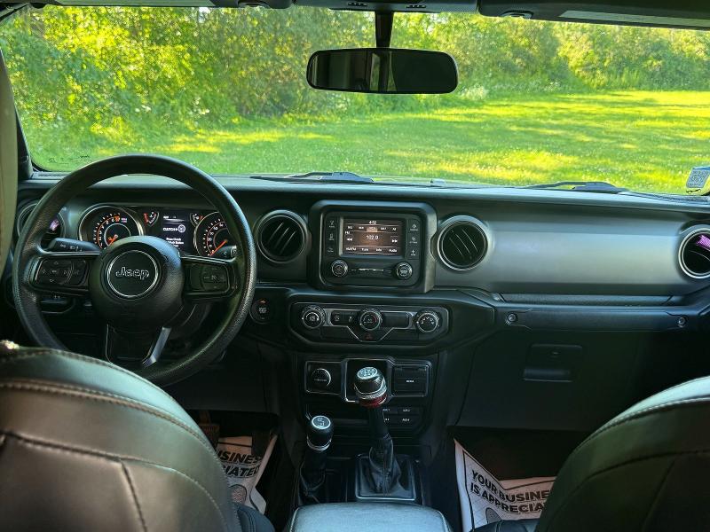 Photo 9 from auction – 2021 JEEP GLADIATOR with VIN 1C6HJTAG5ML614907