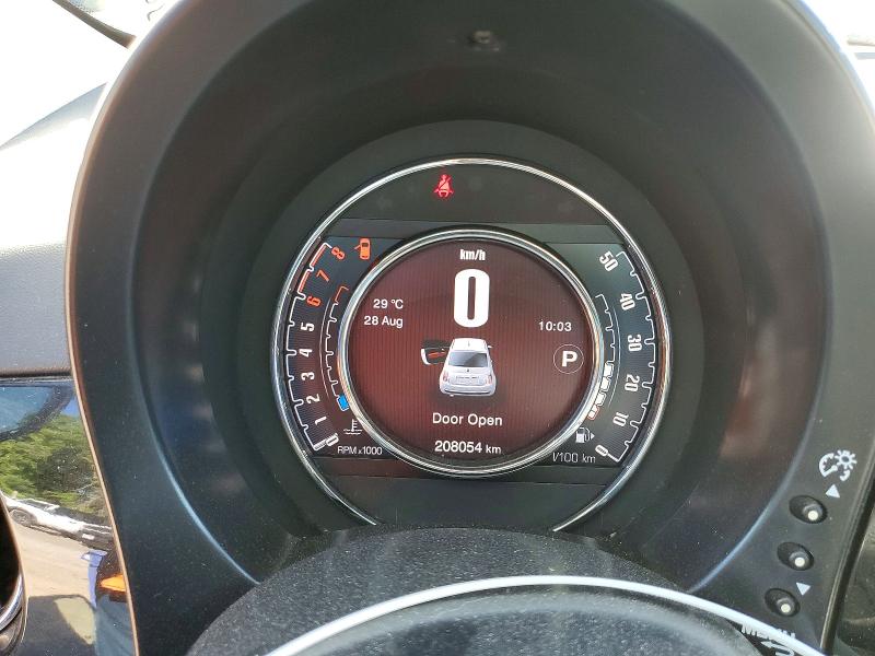 Photo 9 from auction – 2016 FIAT 500 with VIN 3C3CFFCR5GT169554
