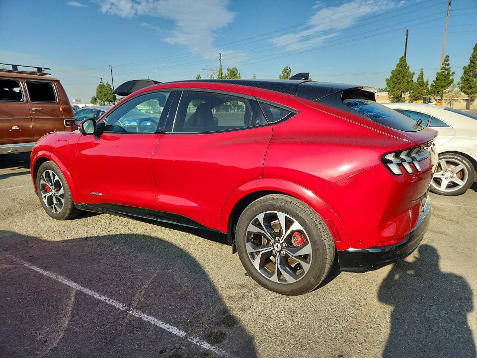Photo 2 from auction – 2021 FORD MUSTANG MACH-E with VIN 3FMTK3SU5MMA07453