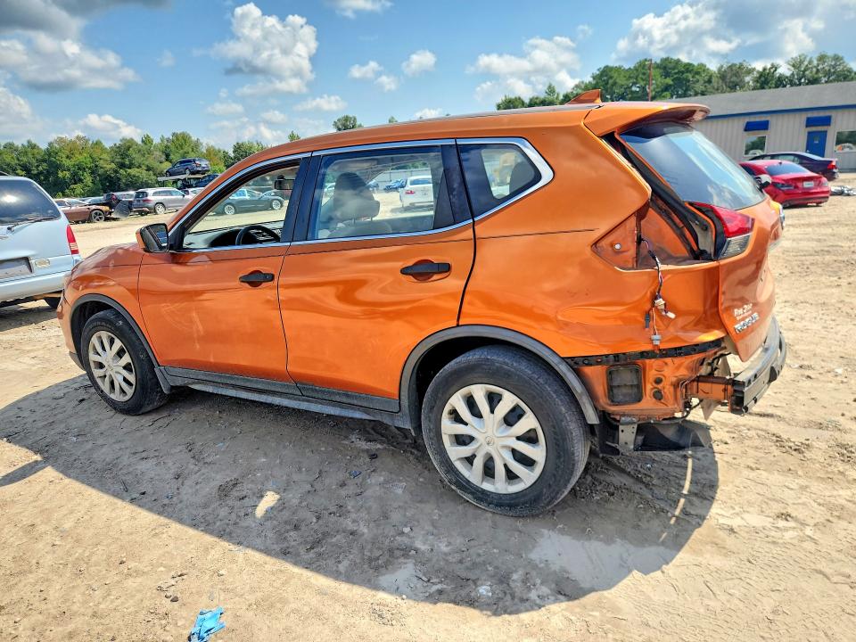 Photo 2 from auction – 2017 NISSAN ROGUE with VIN JN8AT2MT2HW391810
