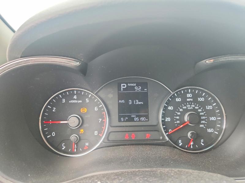 Foto 9 de la subasta – 2017 KIA FORTE con VIN 3KPFK4A70HE101405