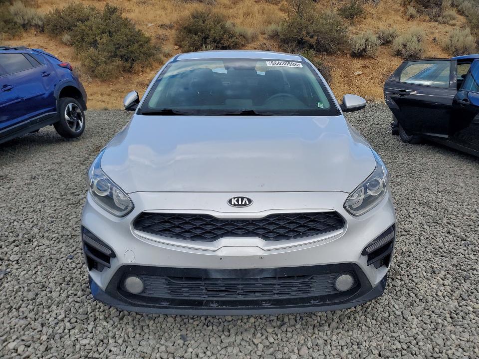 Foto 5 de la subasta – 2021 KIA FORTE con VIN 3KPF24AD4ME349074
