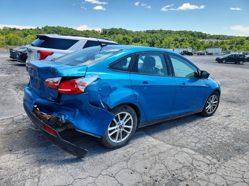 Photo 3 from auction – 2016 FORD FOCUS with VIN 1FADP3F23GL220321