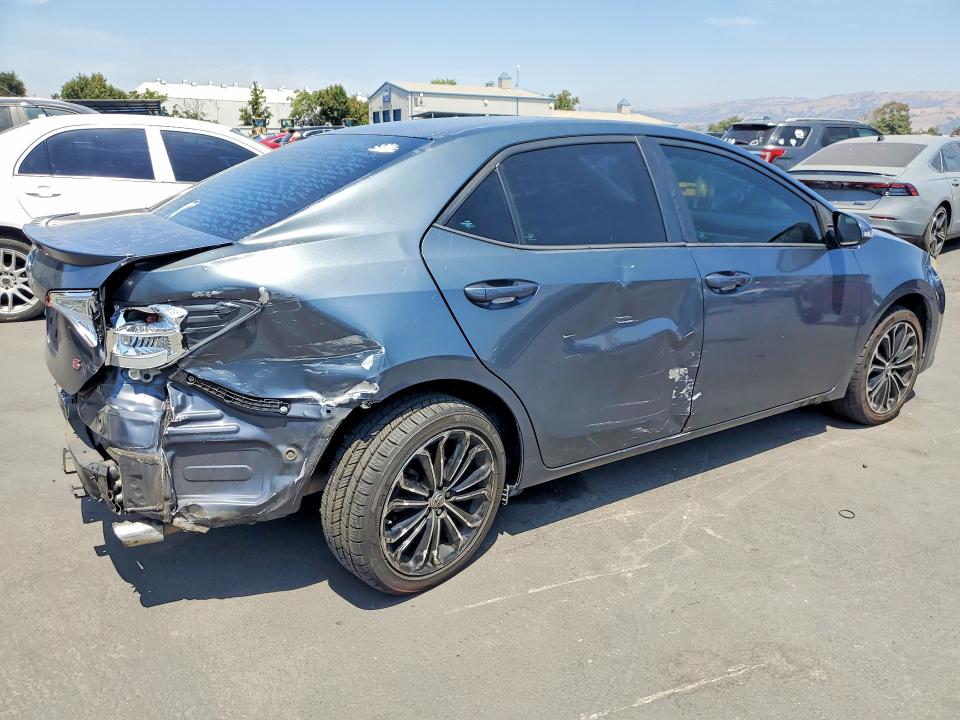 Photo 3 from auction – 2016 TOYOTA COROLLA with VIN 5YFBURHE2GP380122