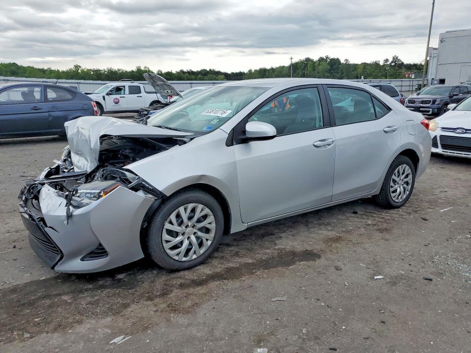 TOYOTA COROLLA 2017 with VIN 2T1BURHE0HC815656 - Photo from auction