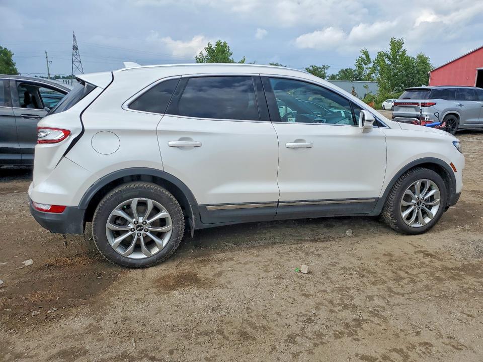 Photo 3 from auction – 2019 LINCOLN MKC with VIN 5LMCJ2D97KUL37901