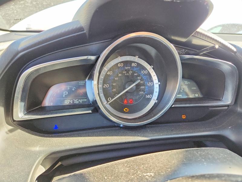 Снимка 9 от търг – 2016 SCION IA с VIN 3MYDLBZV0GY102841