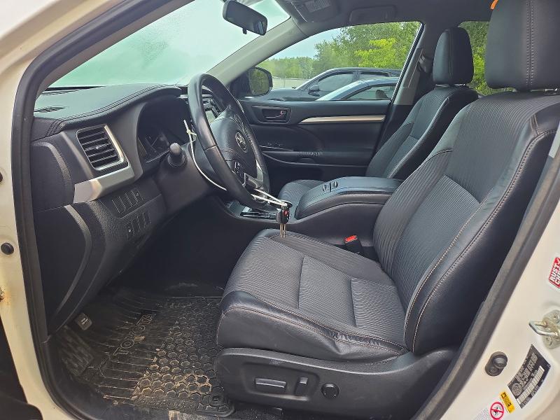 Photo 7 from auction – 2014 TOYOTA HIGHLANDER with VIN 5TDZKRFH7ES012556